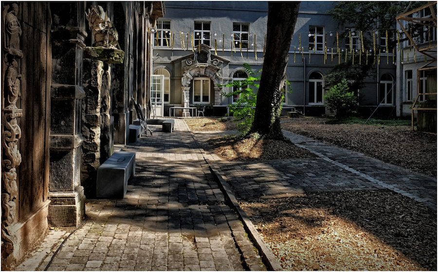 11250180995_38164e5413_k