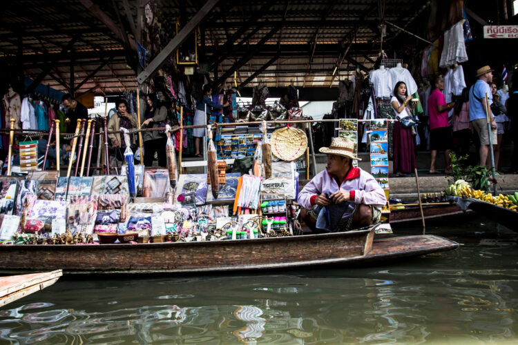 Launch Your Product Faster And Cheaper By Identifying Your Minimum Viable Customer