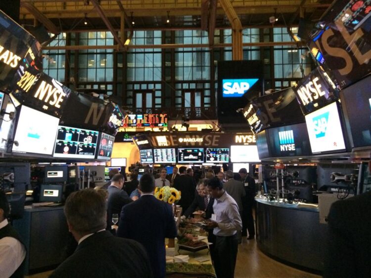 Startup Markups and Markdowns: What the Heck is Going on!