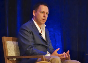 5 Ways to Develop a Strong CEO Brand