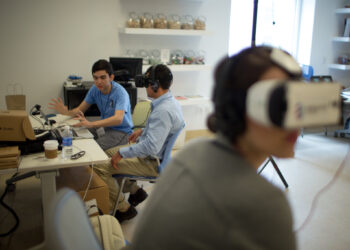 The First Principle of Virtual Reality