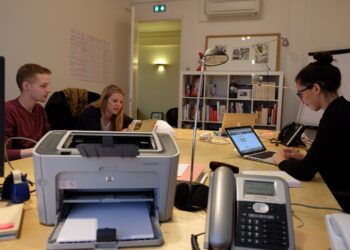 Using Social Media to Help Build Company Culture