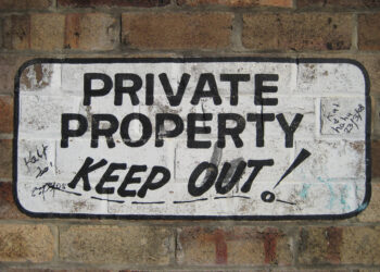 Why Growth Companies Are Staying Private