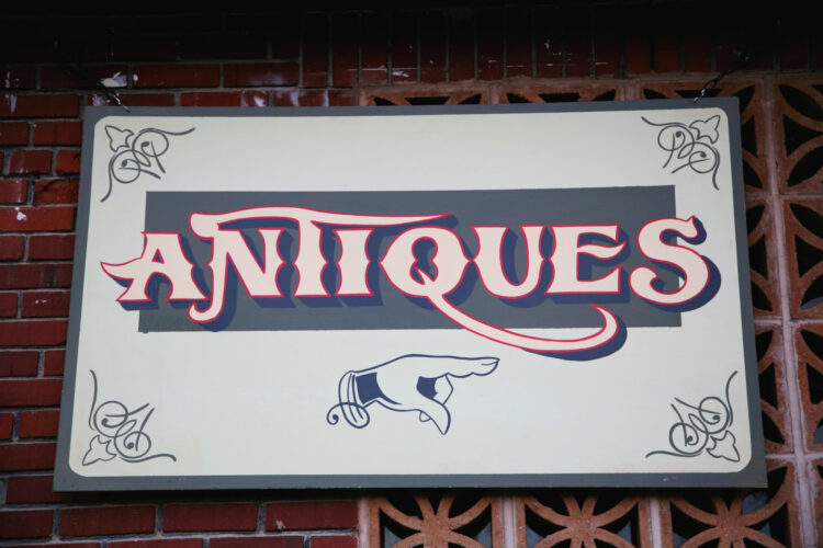 Shoptiques Does International Shopping for You