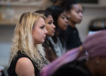 Why Every Startup Founder Must Be A Brilliant Salesperson