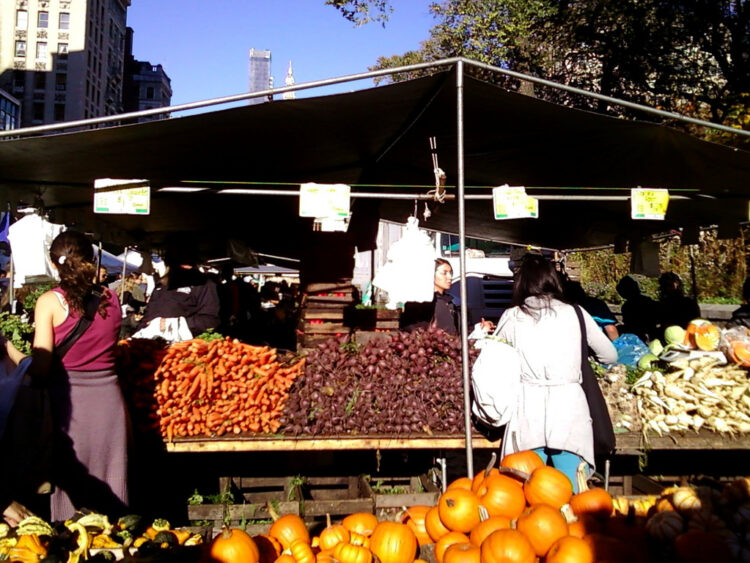 Marketplaces: How to Solve The Availability Problem