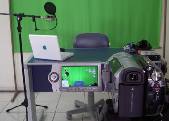 7 Tips for Making Online Videos That Will Bring Millions to Your Web Site