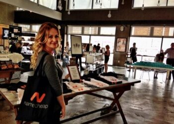 TechStyle Lounge: Where Fashion and NYC Tech Met and Took a Load Off