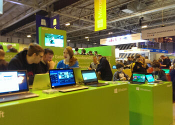 Startups Need to Build Solutions, Not Technology