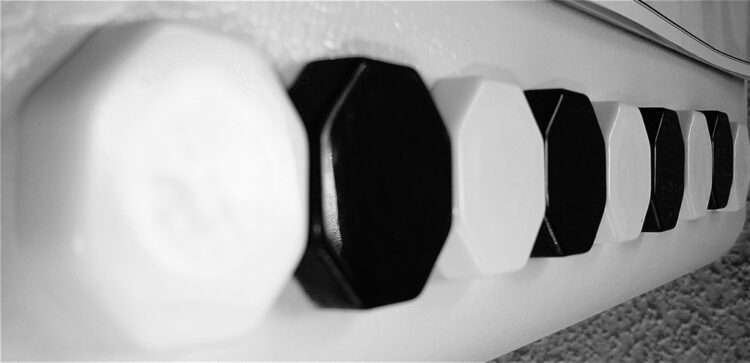 How to Attract Or Repel Talent on Social Media