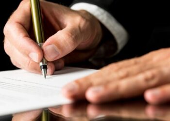 Should You Incorporate As an LLC or a Corporation?