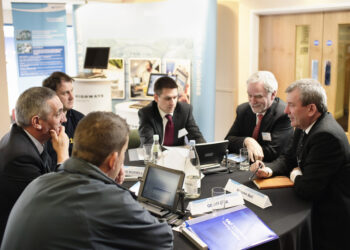 Why Your Male-Dominated Tech Startup Isn’t Sustainable (And How to Diversify)