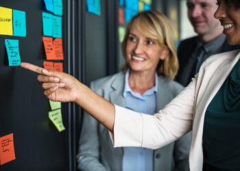 8 Steps To Stop Killing Yourself as a Micro-Manager