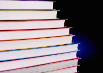 48 Books to Add to Your Tech Reading List for 2016