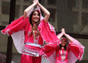 4 Reasons Employees Are Your Best Brand Advocates