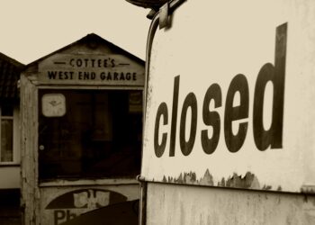 10 Common Startup Flaws Leading to an Early Demise