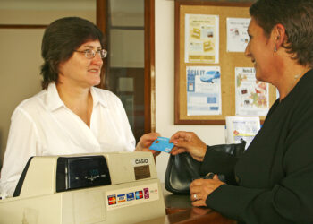 3 Ways to Identify and Keep Your Best Customers