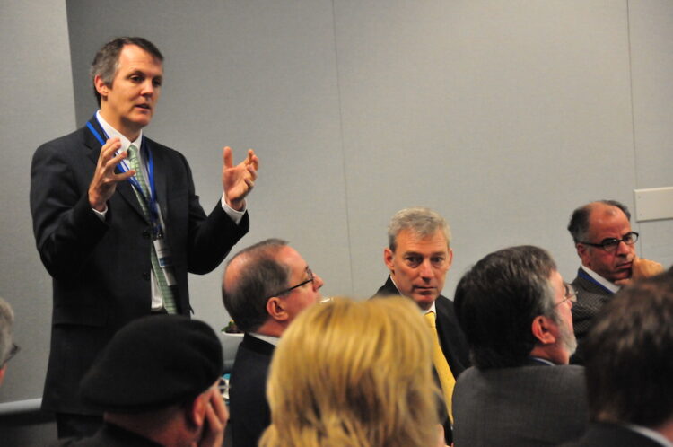 How to Pitch Investors Without Looking Like a Clueless, Lazy Know-It-All