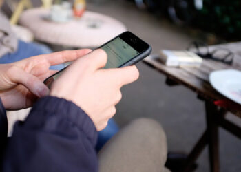 Cracking Mobile Commerce Myths