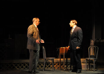 Between Social Selling and the Challenger Sale