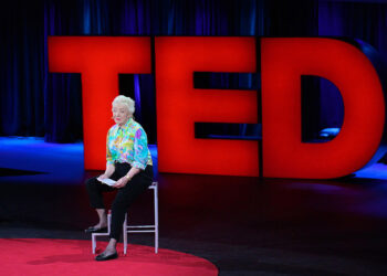 What TED Talk Speakers Teach Us About Presenting