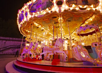 Home Page Usability: 5 Simple Rules for Rotating Banners